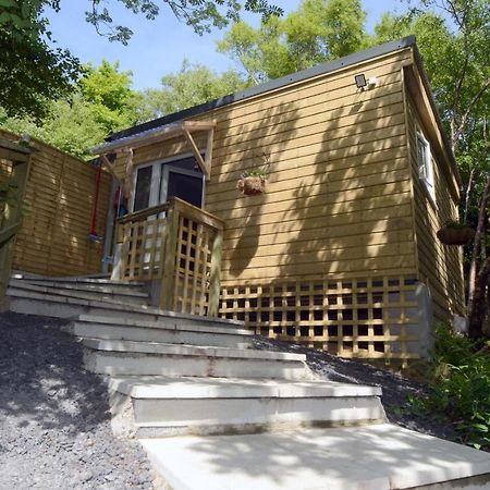 Tawny Lodge Westport Exterior photo